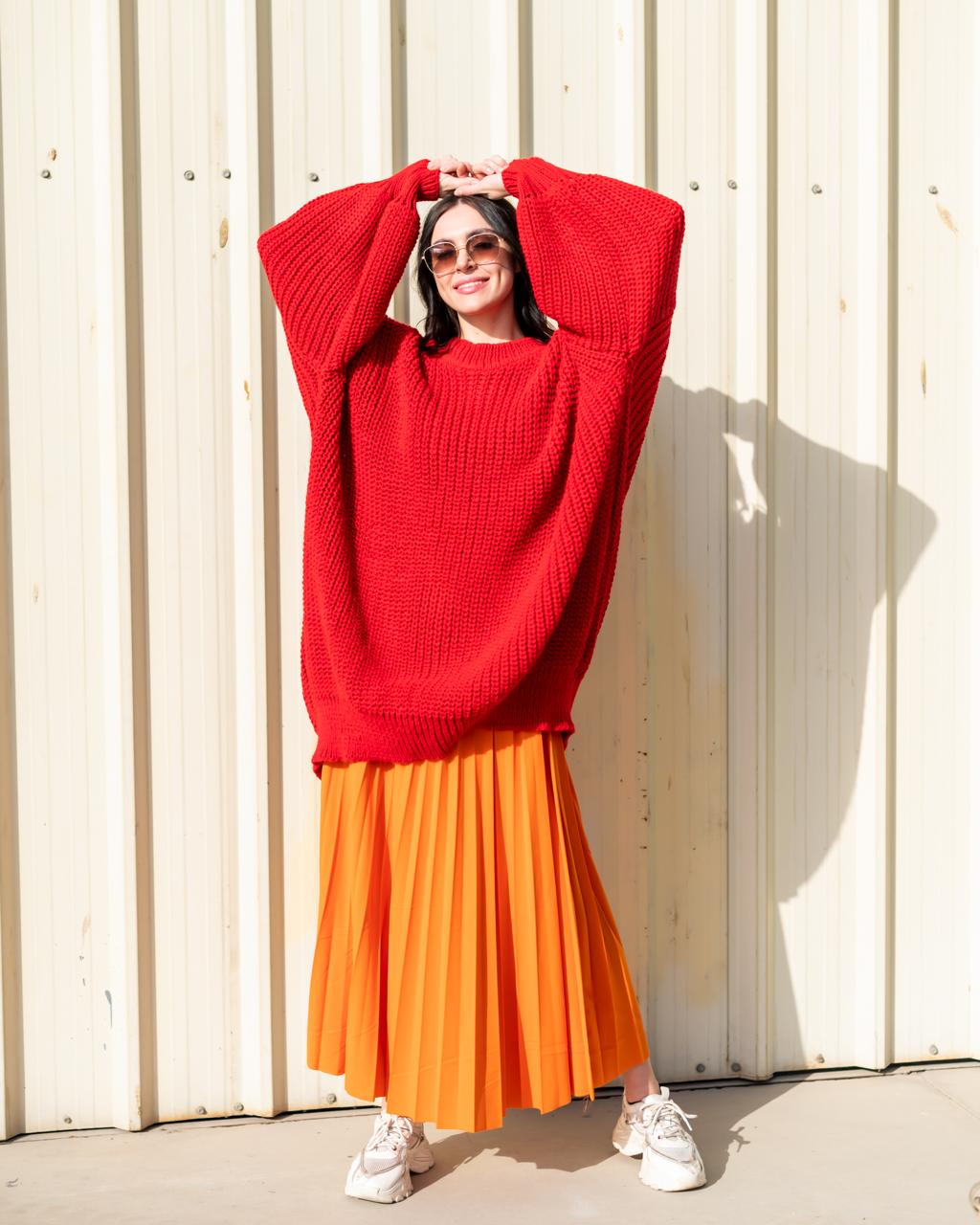 Extra Oversized Chunky Sweater in Red