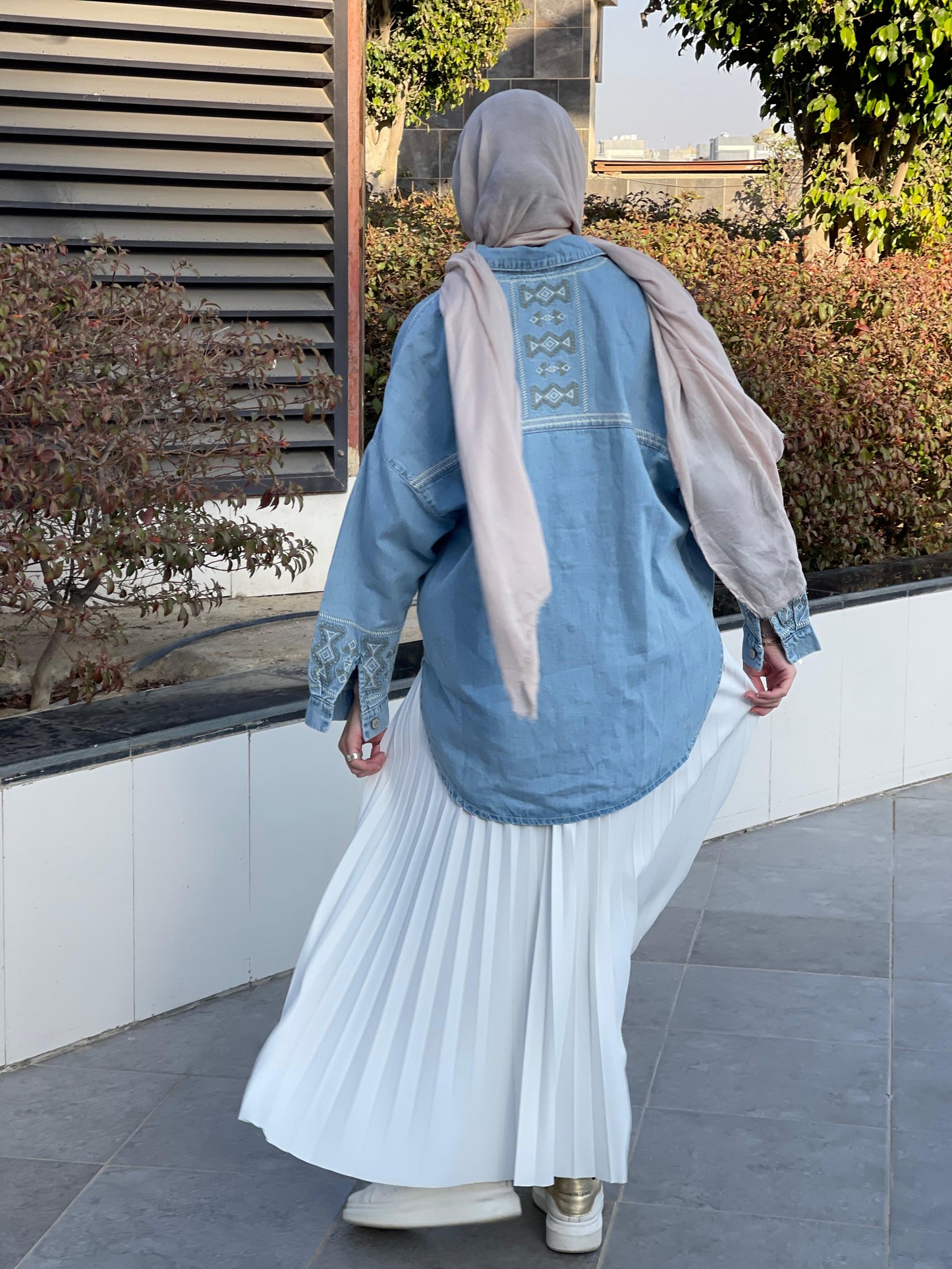 Plated skirt in white