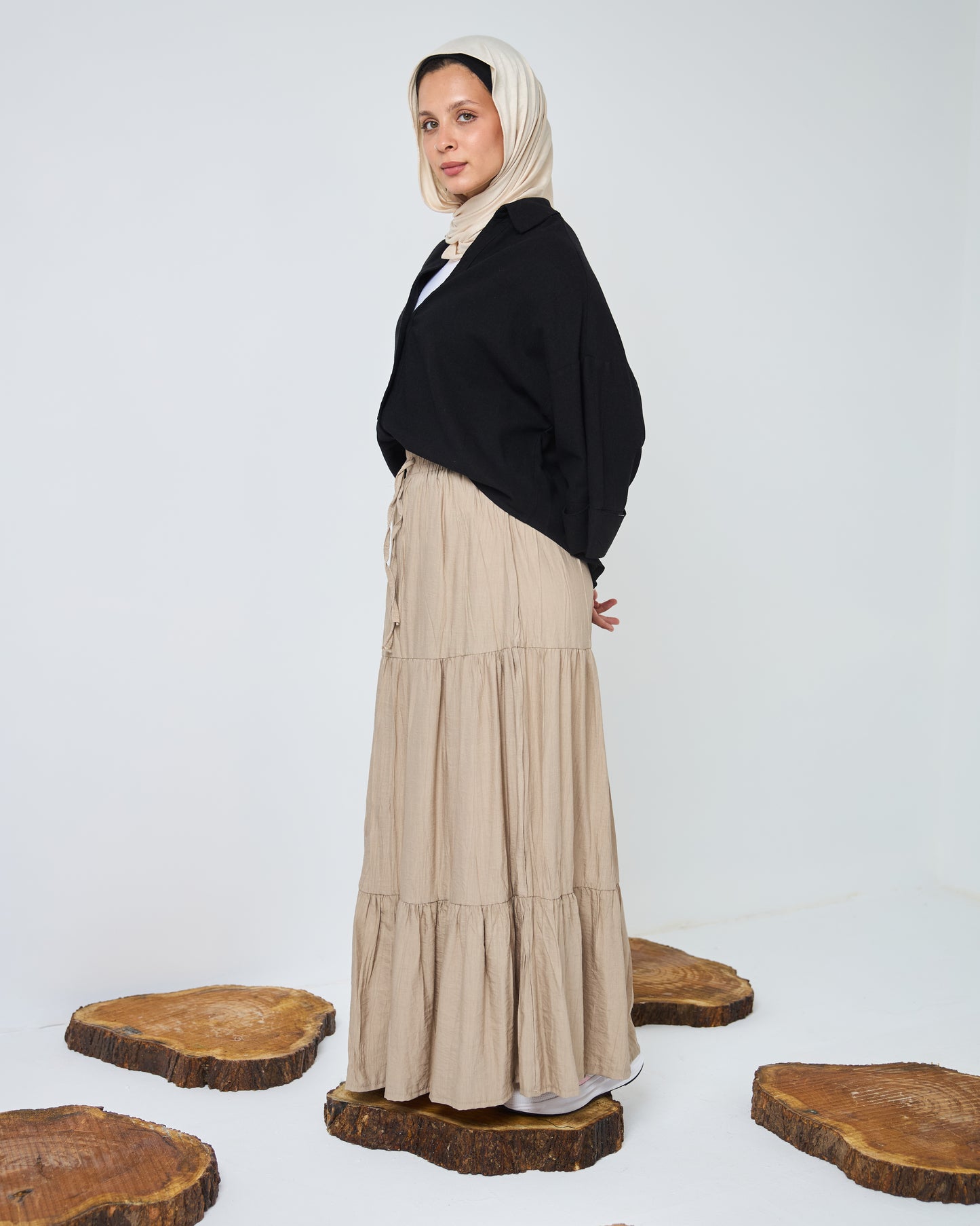 Skirt in cafe