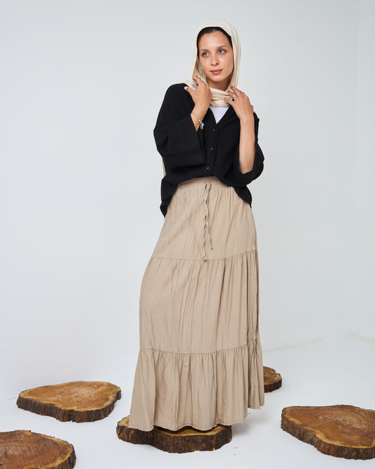 Skirt in cafe